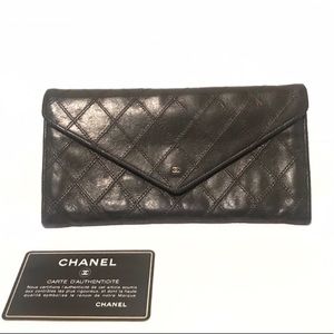 ON HOLD Vintage Chanel wallet